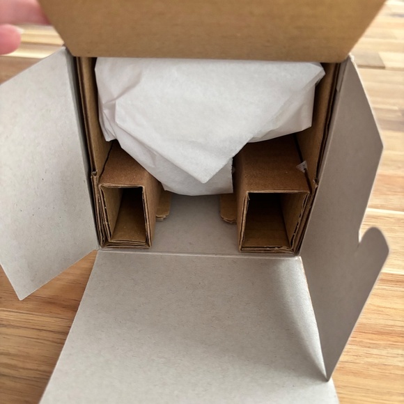 Hallmark KOC Mrs. Claus's Sewing Cabinet Limited Edition Signed MINT - Picture 7 of 7